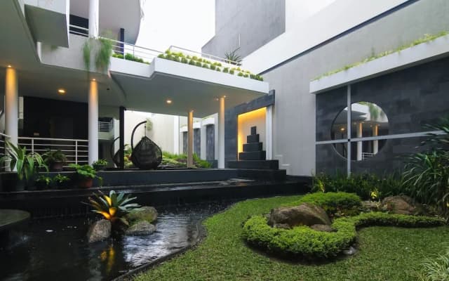 Rozelle Hotel