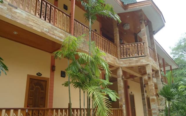 Coconut Beach Resort & Spa
