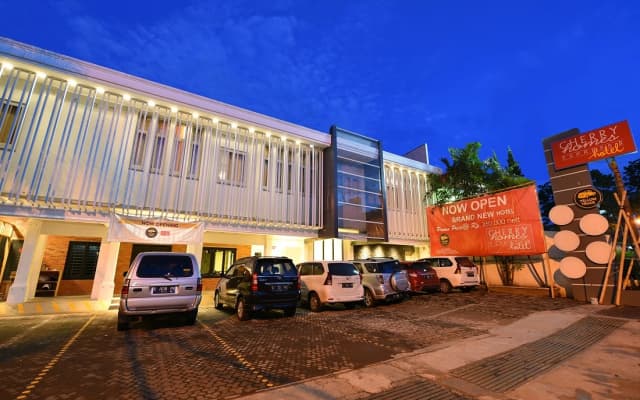 Cherry Homes Express Hotel
