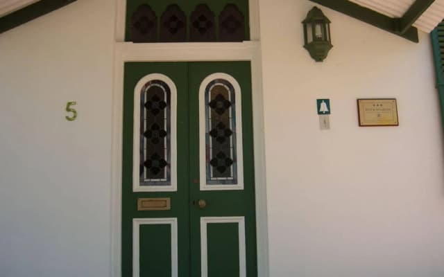 Koo Karoo Guest Lodge and Self Catering