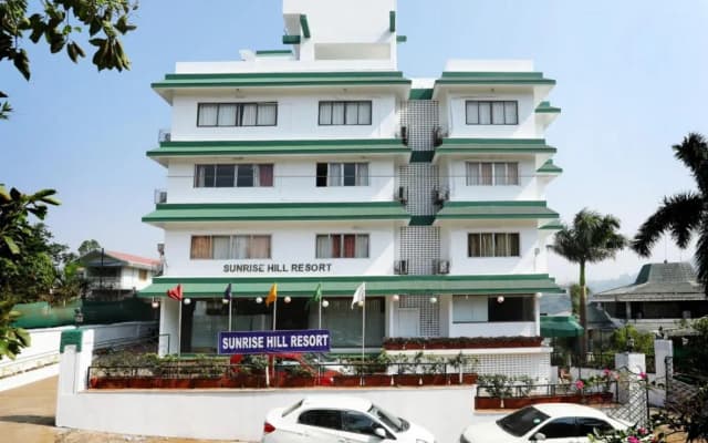 Sunrise Hill Resort