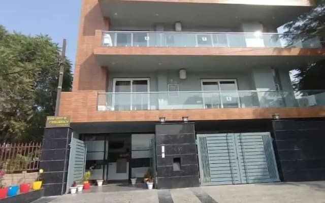 V Rooms