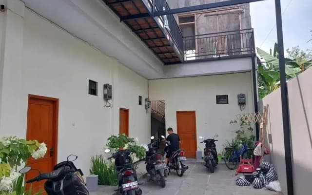 Nofrah House Syariah Mitra RedDoorz