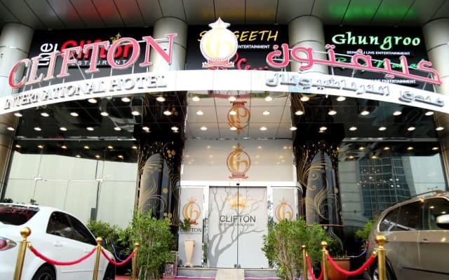 Clifton International Hotel