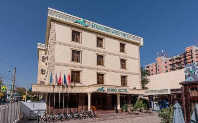 Hua Hotel