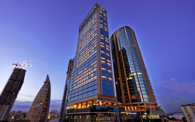 V E Hotel & Residence