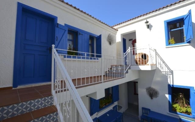 Cunda Mavi Otel - Adults Only