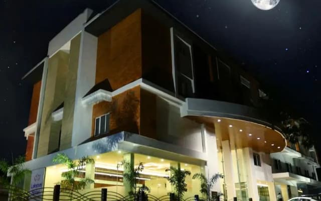 Hotel Lakshmi at Thanjavur