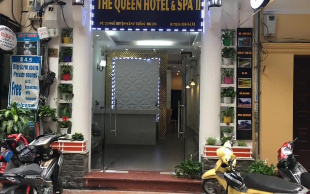 The Queen Hotel & Spa 2