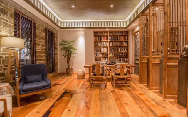 Mild Spring Boutique Hotel