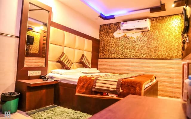 Hotel Glow Inn
