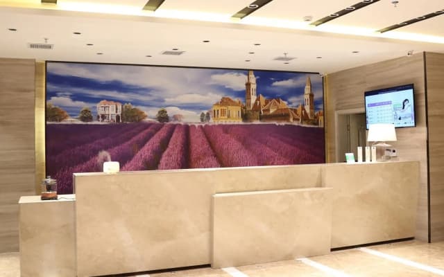 Lavande Hotels Jiayuguan Fantawild Adventure