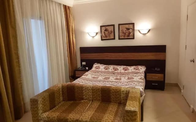Jwe Residence - Quality Experience Near Red Sea (Adults Only)