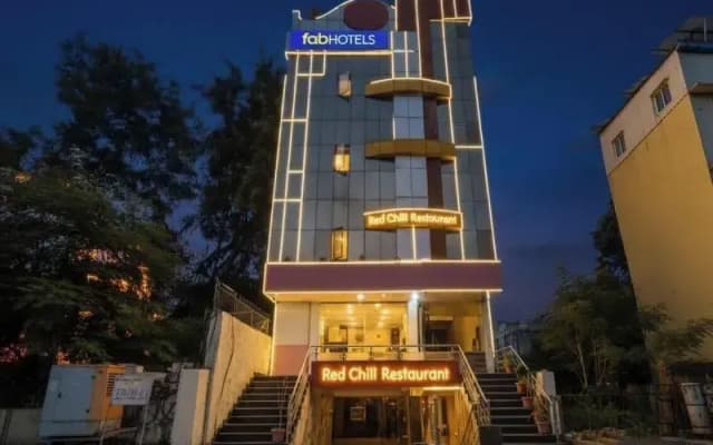 FabHotel Shri Shyam Palace