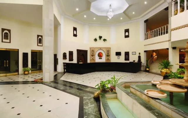 Holiday Inn