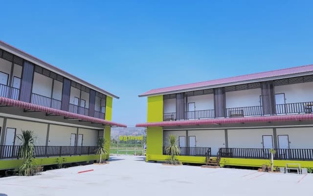 Chadaporn Mae Chaem Hotel