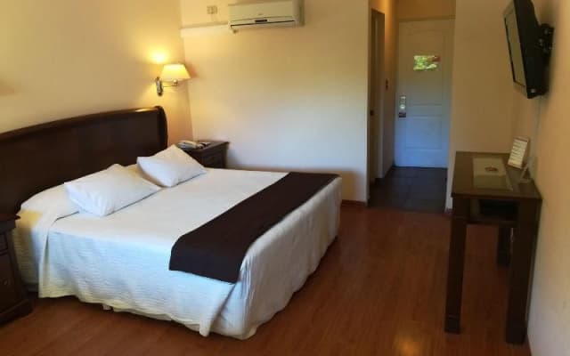 Howard Johnson Hotel Rinconada De Los Andes