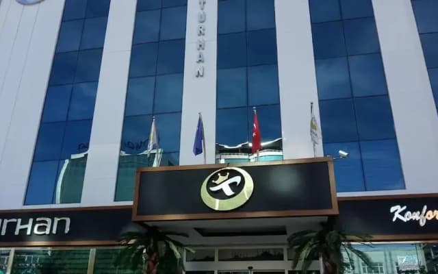 Hotel İzgi Turhan