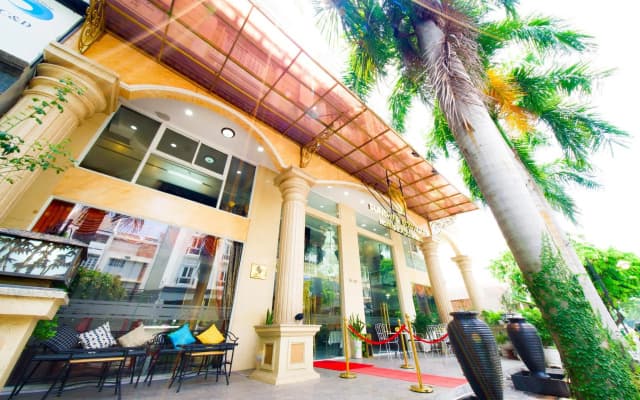 Sunshine Boutique Hotel Phu My Hung