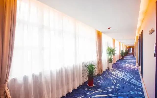 Lanou Hotel (Xuancheng Xuanzhou District Government Affairs Center Store)