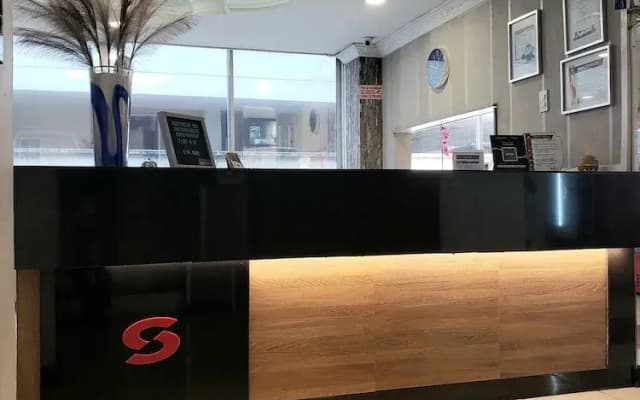 Hotel Suite Center
