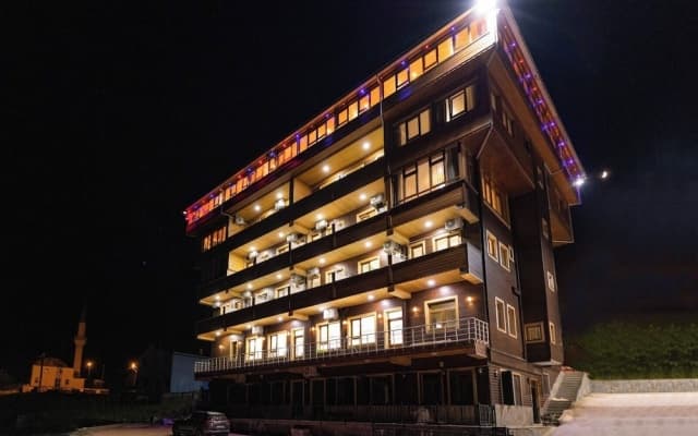 Avulot Mountain Resort Hotel