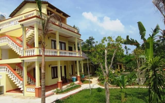Sunset Hill Resort Phu Quoc