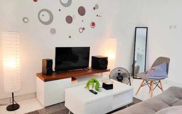 SLEEP HOUSE Cirebon Homestay