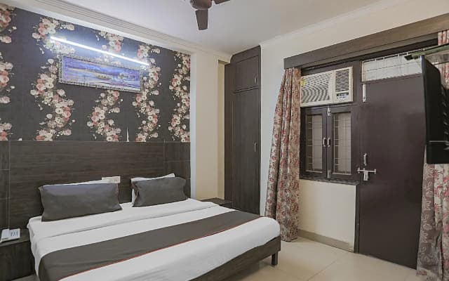 Capital O 84115 Hotel Sun Villa