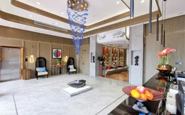 Orange Park Hotel