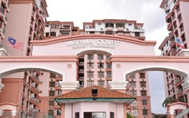 KK Vacation Apartments @ Marina Court Resort Condominium