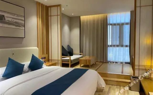 Mancheng Garden Hotel (Weinan Cangcheng Road)