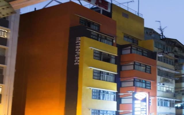 Metroplace Olympic Hotel