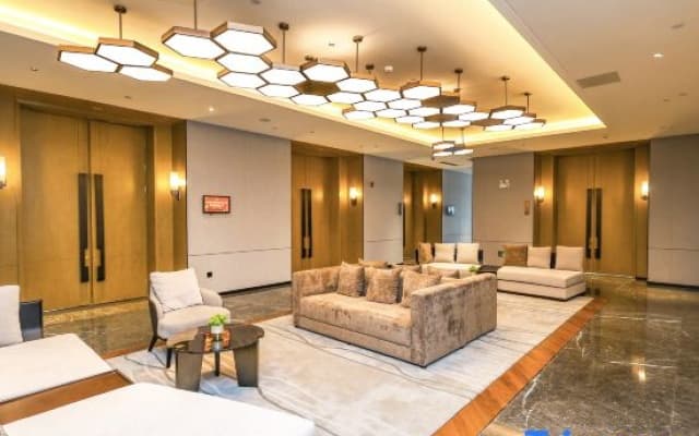 Xiangyang Guotou Jiayue Hotel