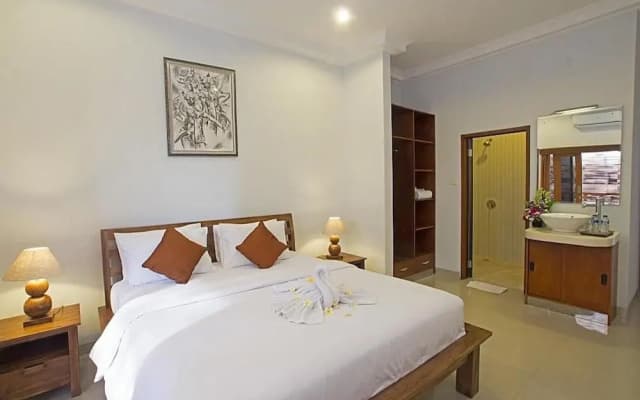 Merthayasa Bungalows