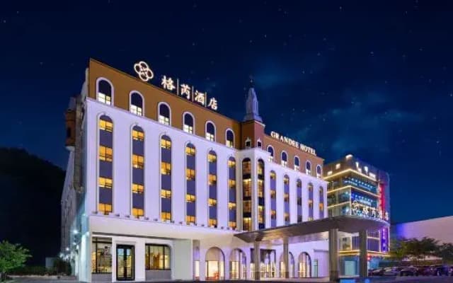 Grandee Hotel (Guangzhou Panyu Chimelong Safari Park Branch)