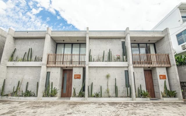 C La Villa Modern 4br Villa Canggu Beach 5mins
