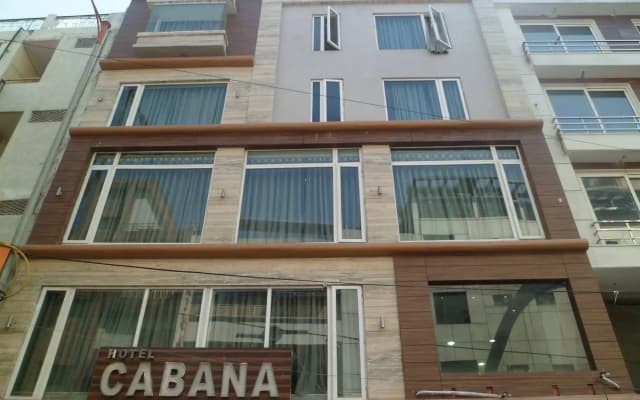 Hotel Cabana 5 Mins Walking Distance From NDLS Station