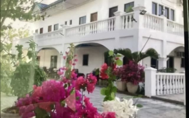 Moalboal Casablanca Inn