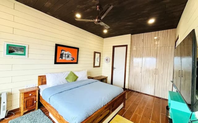 The Ridge House - A Villa Community