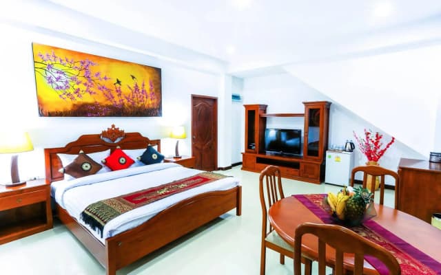 Palm Oasis Boutique Hotel