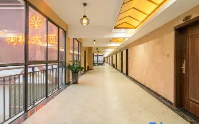 Yalin Hotel