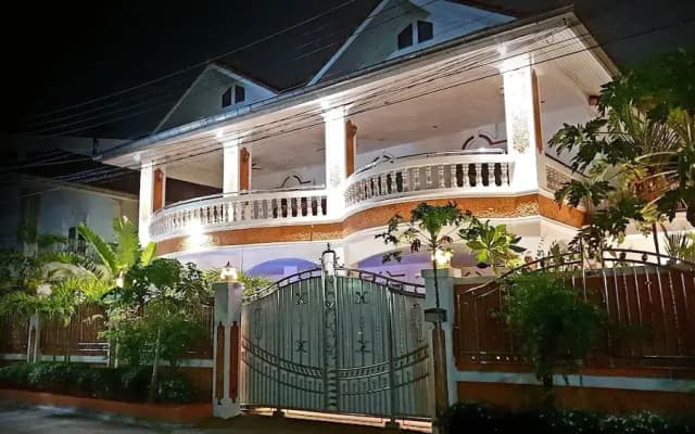 JOOPLAND Luxury Pool Villa Pattaya Walking Street