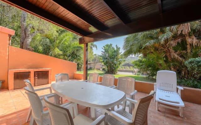 San Lameer Villa Rentals  2813