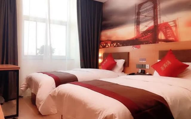 Thank Inn Hotel Inner Mongolia Baotou Donghe Haode Trade Plaza