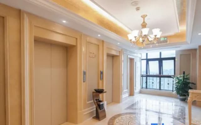vienna Hotel (ChangZhou University Town)