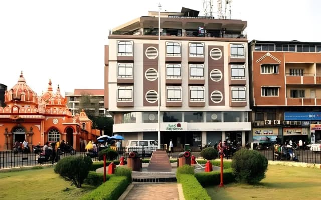 Hotel Satyaheera