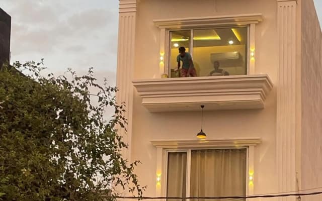 Hotel Arrow 19