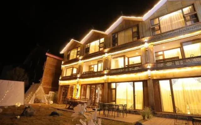 Lugu Lake HeSu Lake View Hotel