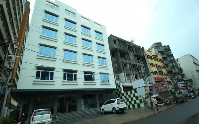 Hotel Yuvraj